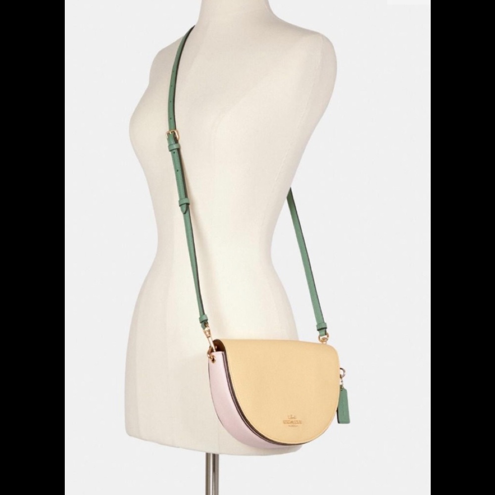 Coach Crossbody In Colorblock Vanilla Cream Multi - Picture 2 of 16